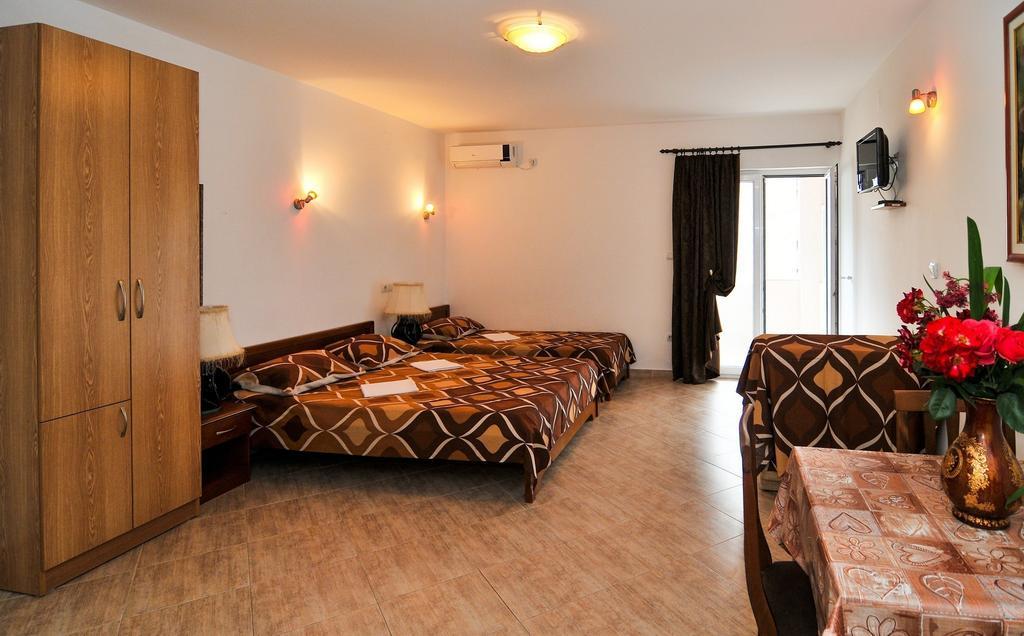 Apartments Samardzic Tivat Zewnętrze zdjęcie